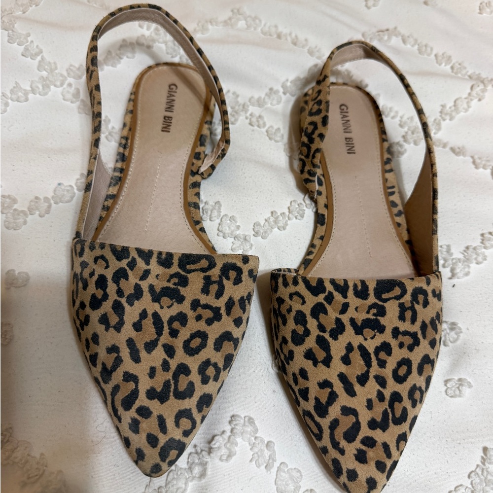 Gianni Bini Leopard Print Pointed Slingback Flats - Tan/Black